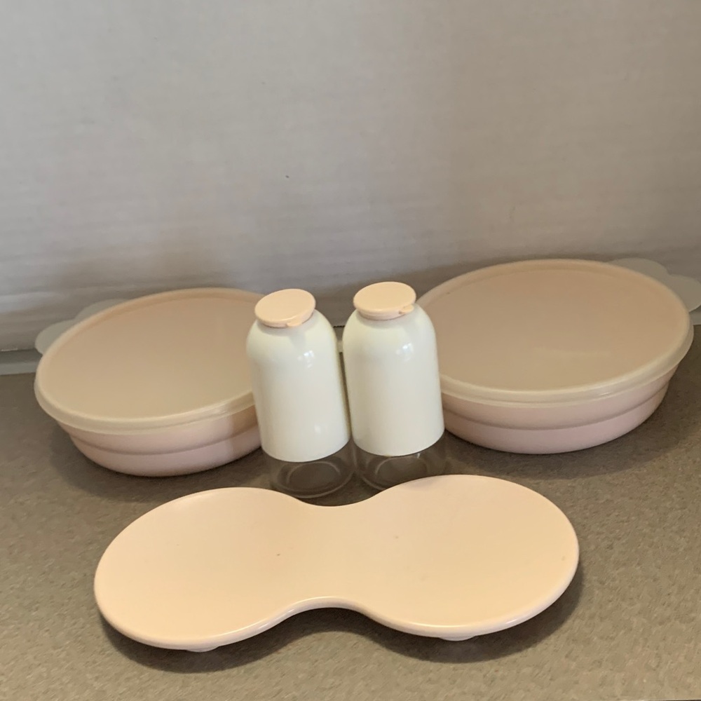 Tupperware Pink and Cream Kitchen Set
